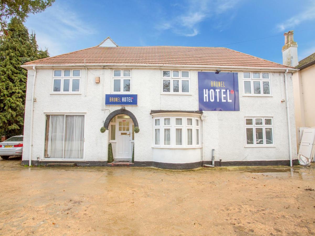 Oyo Brunel Hotel Uxbridge Dış mekan fotoğraf