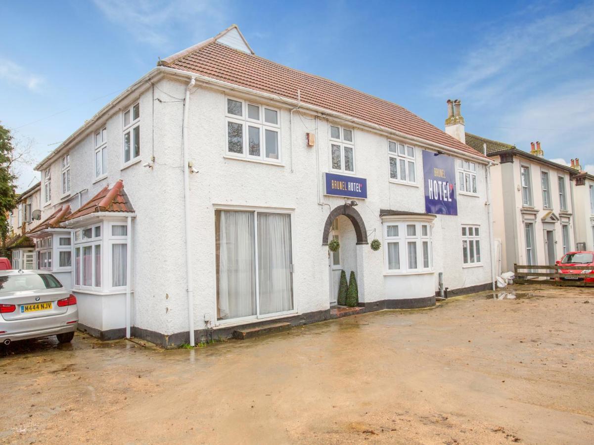 Oyo Brunel Hotel Uxbridge Dış mekan fotoğraf