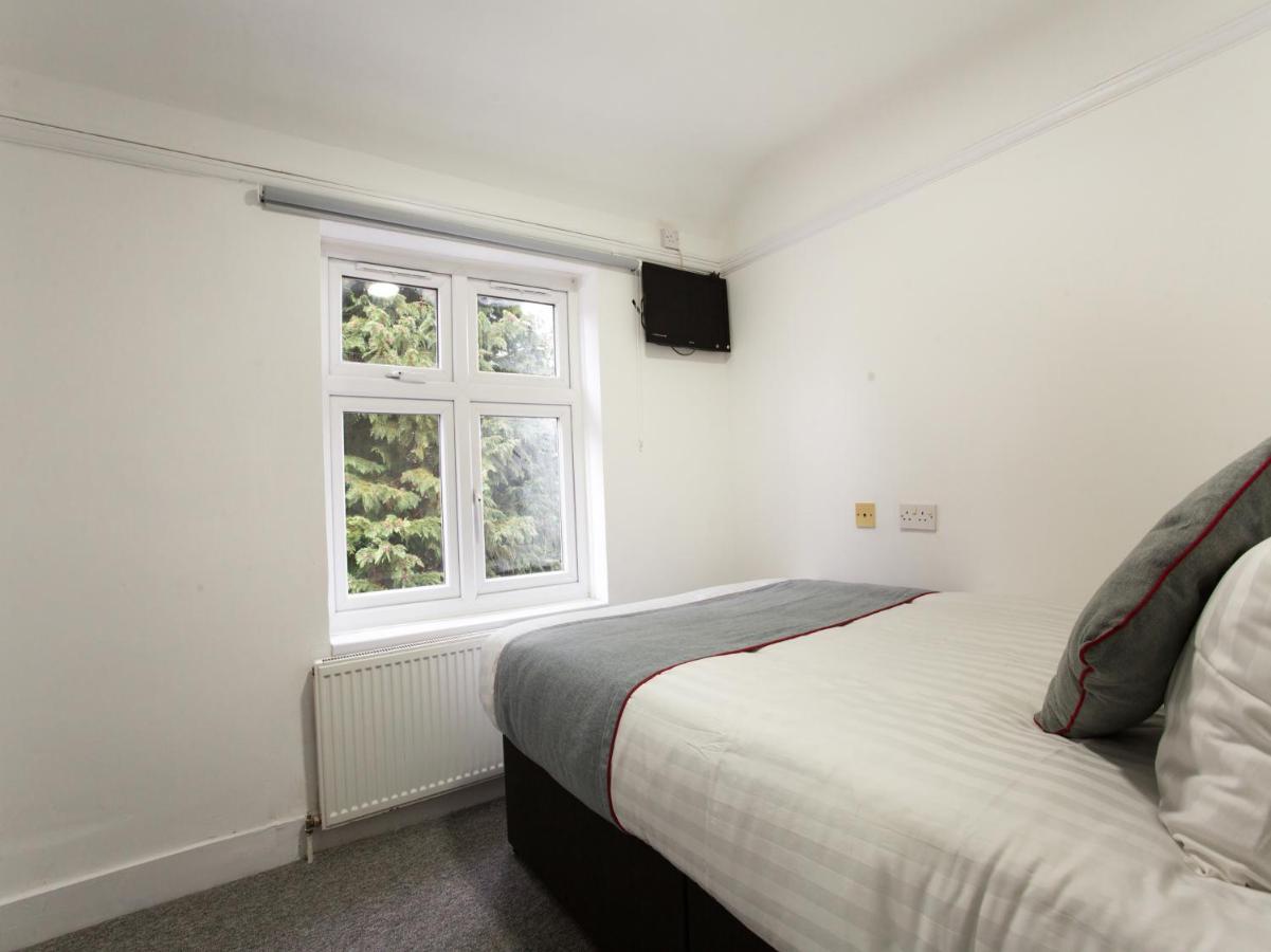 Oyo Brunel Hotel Uxbridge Dış mekan fotoğraf