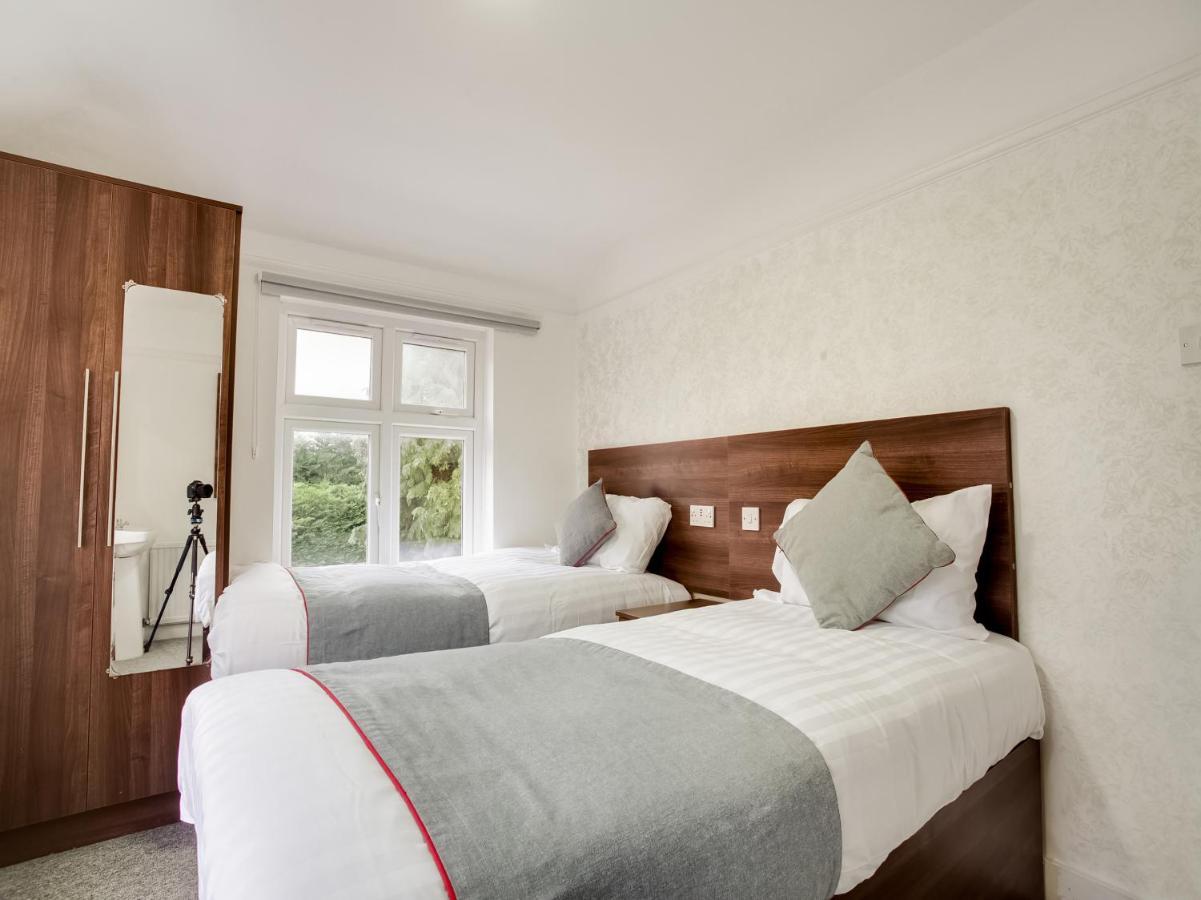 Oyo Brunel Hotel Uxbridge Dış mekan fotoğraf
